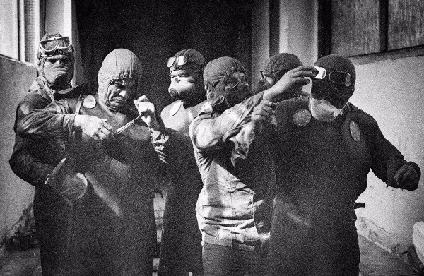 Ceux qui savent, et qui y vont quand même.